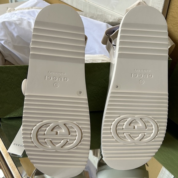 Gucci Dusty white Rubber Sandals size 41(11) - Picture 6 of 12